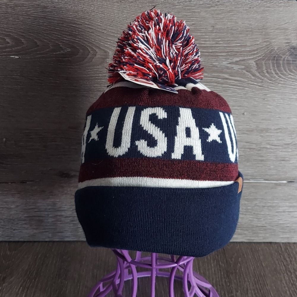 USA AMERICA Pom-Pom Beanie - Red, White, and Blue